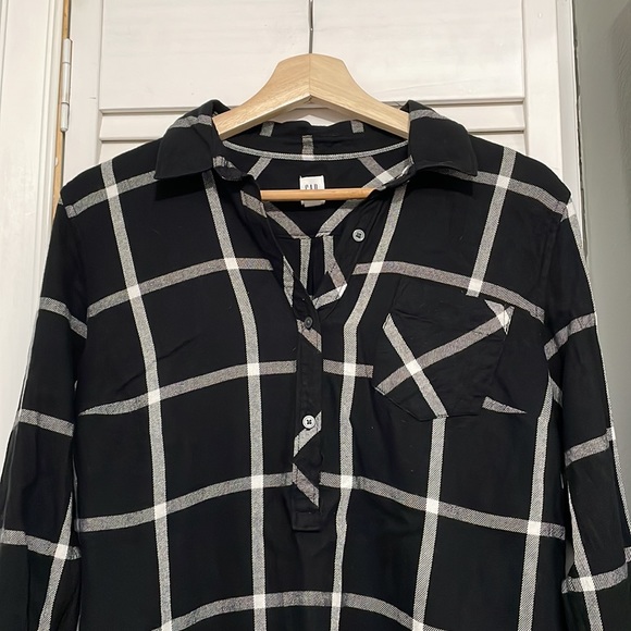 GAP Maternity Tunic - Picture 2 of 6